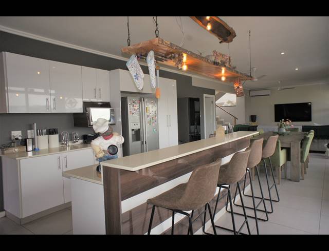 3 BEDROOM HOUSE TO LET IN PALM LAKES ESTATE